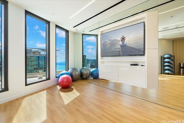 987 Queen Street 223, Honolulu, HI 96814