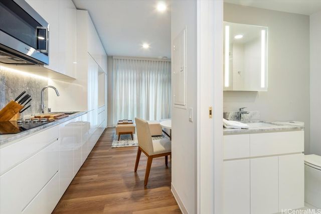 987 Queen Street 223, Honolulu, HI 96814