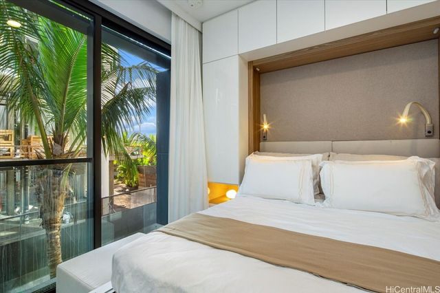 987 Queen Street 223, Honolulu, HI 96814