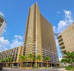 987 Queen Street 223, Honolulu, HI 96814