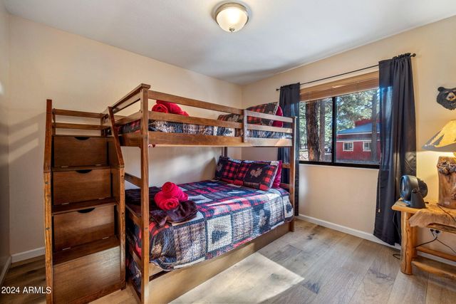 2708 HIGH PINE Loop, Overgaard, AZ 85933