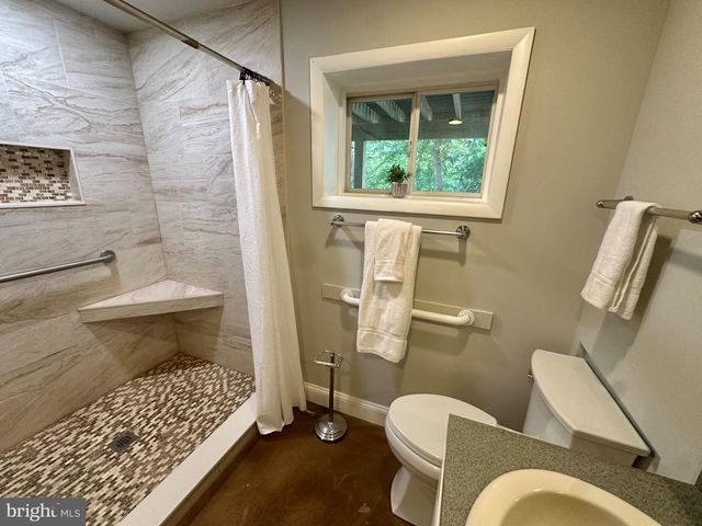 1617 DAVINDA DR, Finksburg, MD 21048