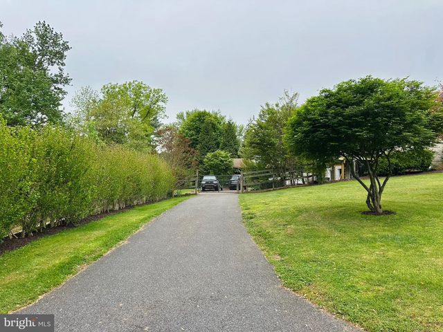 1617 DAVINDA DR, Finksburg, MD 21048