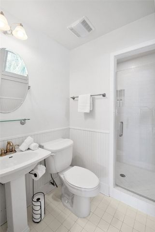 1417 S Water St, Rockport, TX 78382