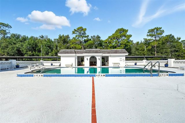 1640 NE 40TH AVENUE 203, Ocala, FL 34470