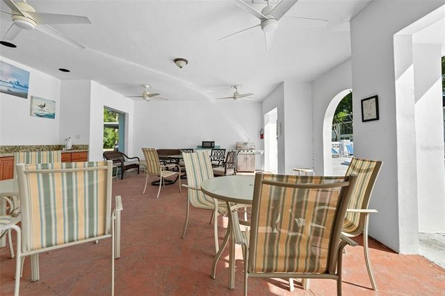 1640 NE 40TH AVENUE 203, Ocala, FL 34470