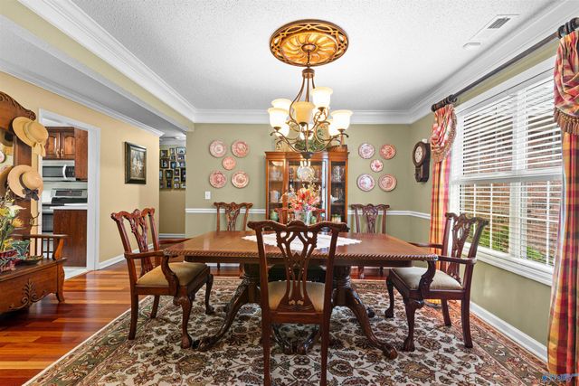 10 Corwin Drive, Decatur, AL 35603