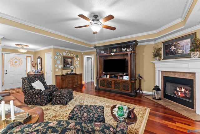 10 Corwin Drive, Decatur, AL 35603