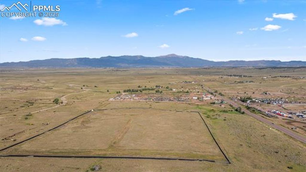 415 N Franceville Coal Mine Road, Colorado Springs, CO 80929 — photo 4