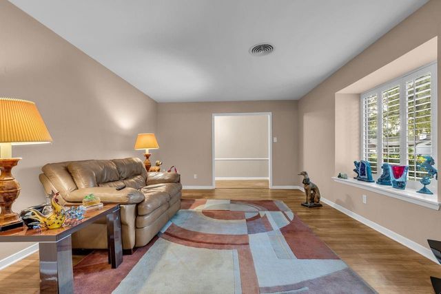 5734 Sanford Road, Houston, TX 77096