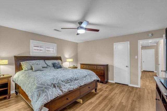 5734 Sanford Road, Houston, TX 77096