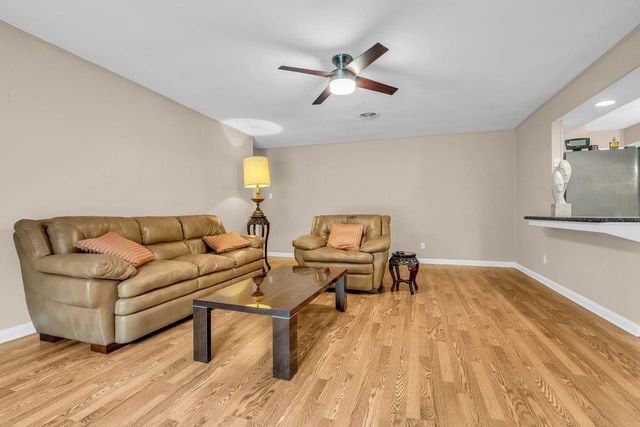 5734 Sanford Road, Houston, TX 77096