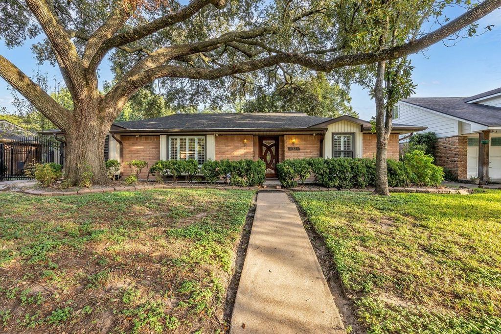 5734 Sanford Road, Houston, TX 77096