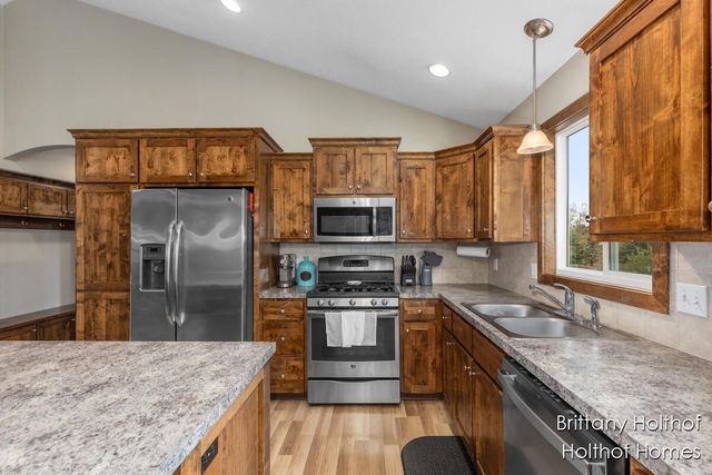 5885 Farmview Drive, Allendale Twp, MI 49401