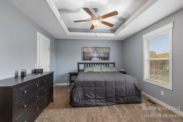 5885 Farmview Drive, Allendale Twp, MI 49401