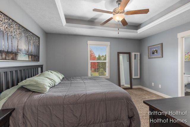 5885 Farmview Drive, Allendale Twp, MI 49401