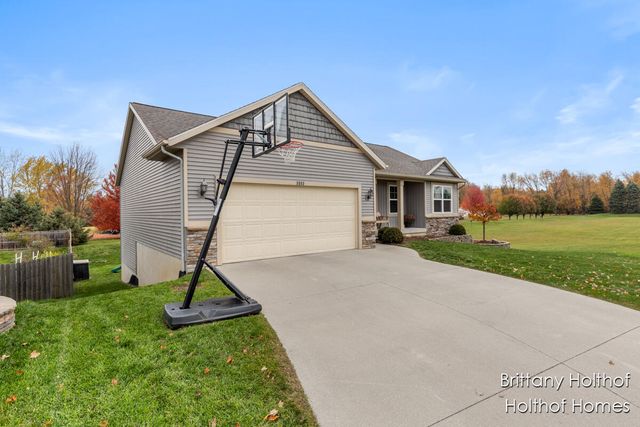 5885 Farmview Drive, Allendale Twp, MI 49401