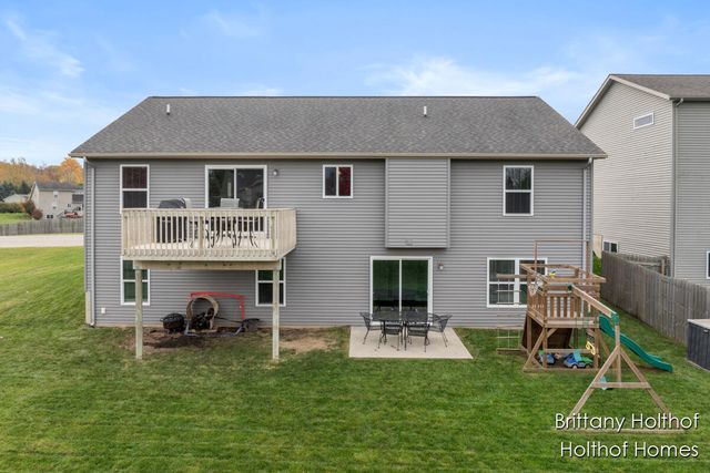 5885 Farmview Drive, Allendale Twp, MI 49401