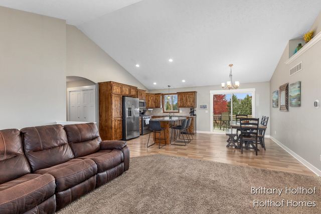 5885 Farmview Drive, Allendale Twp, MI 49401