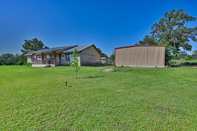 4057 W Highway 21, Paige, TX 78659