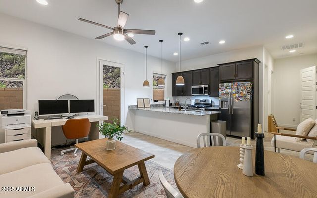 3258 W VIA DONA Road, Phoenix, AZ 85083