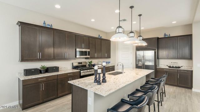 3258 W VIA DONA Road, Phoenix, AZ 85083