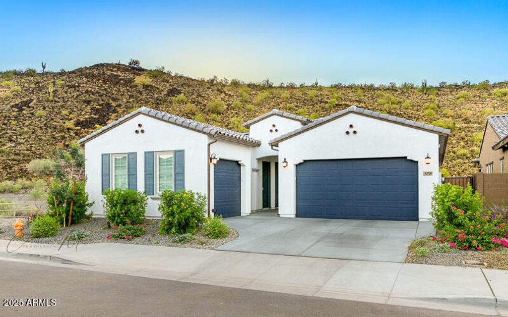 3258 W VIA DONA Road, Phoenix, AZ 85083