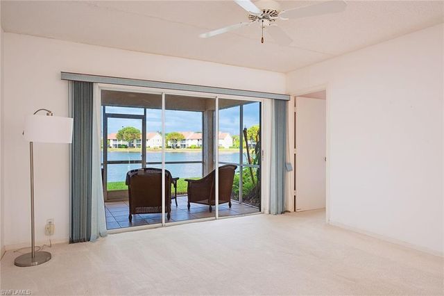 7800 Emerald CIR # B102, Naples, FL 34109