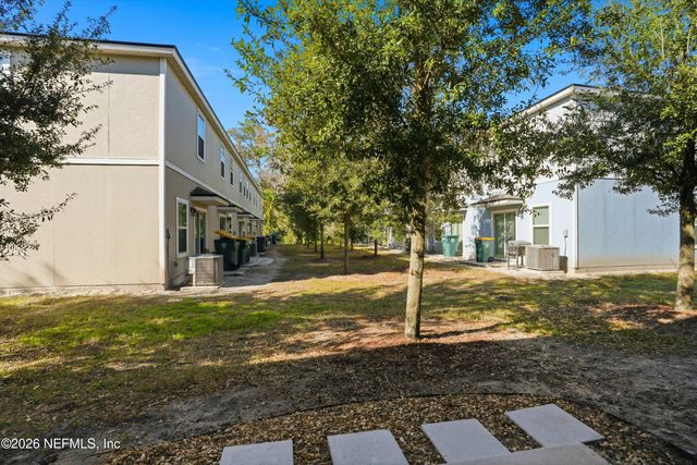 377 ARALIA Lane, Jacksonville, FL 32216