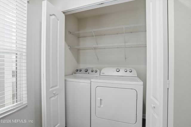 377 ARALIA Lane, Jacksonville, FL 32216