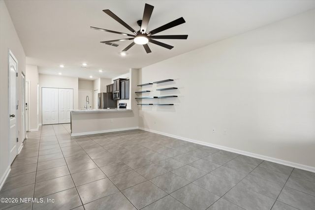 377 ARALIA Lane, Jacksonville, FL 32216