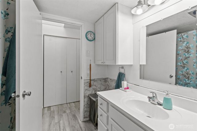 16716 16th Avenue Court E, Spanaway, WA 98387