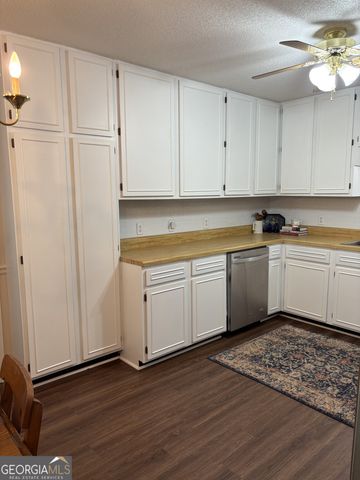 325 Regency Circle, Dublin, GA 31021