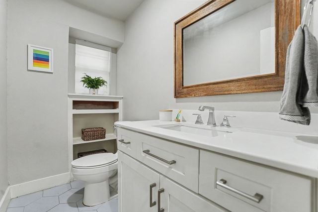 241 Shockley Avenue, Desoto, TX 75115
