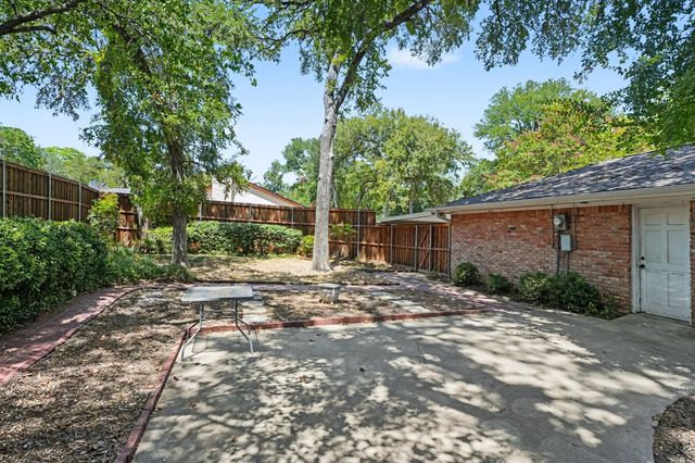 241 Shockley Avenue, Desoto, TX 75115