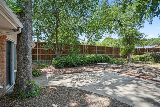 241 Shockley Avenue, Desoto, TX 75115