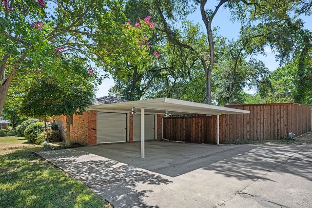 241 Shockley Avenue, Desoto, TX 75115
