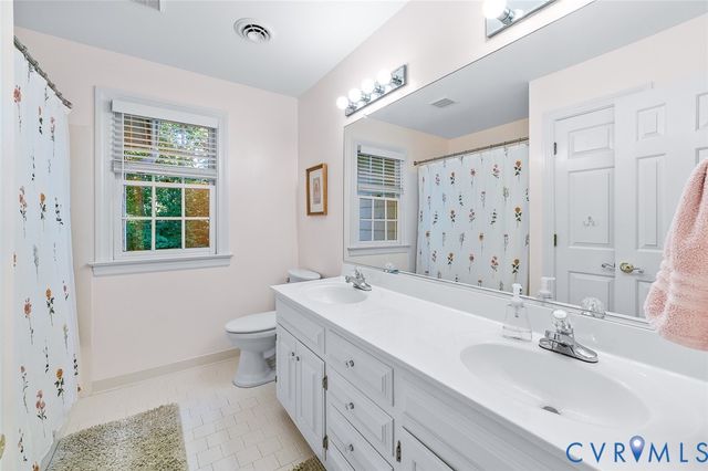 9301 Owl Trace Ct, Chesterfield, VA 23838