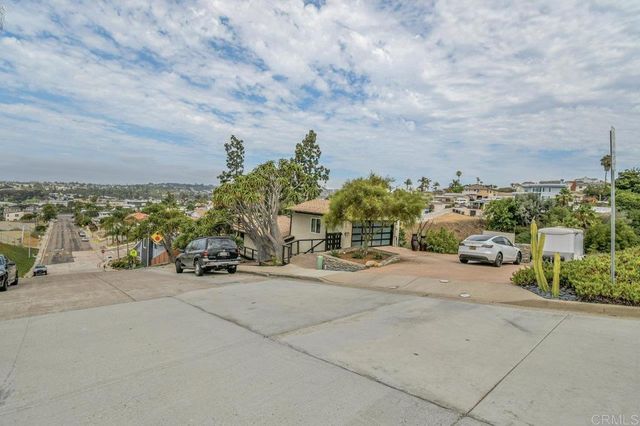 Trenton Avenue, San Diego, CA 92117