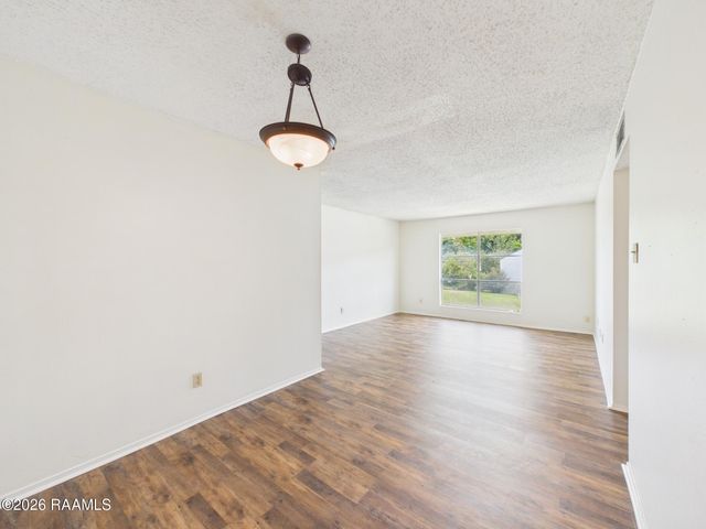 200 High Meadows Boulevard G1, Lafayette, LA 70507