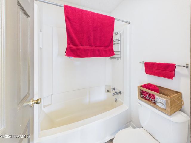 200 High Meadows Boulevard G1, Lafayette, LA 70507