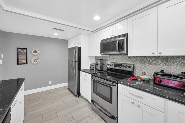 1460 GULF BOULEVARD 506, Clearwater, FL 33767