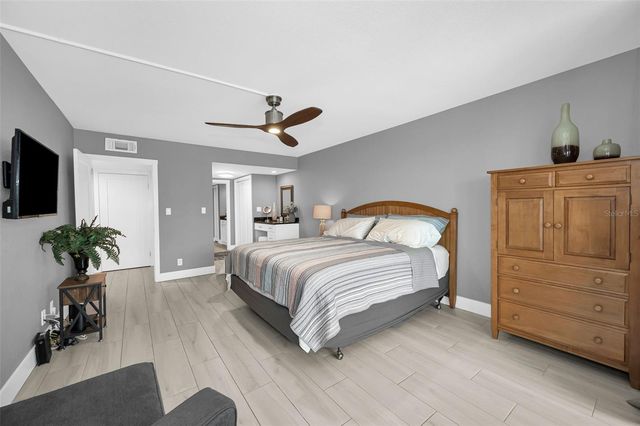 1460 GULF BOULEVARD 506, Clearwater, FL 33767