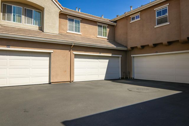 304 Dante Cir, Roseville, CA 95678