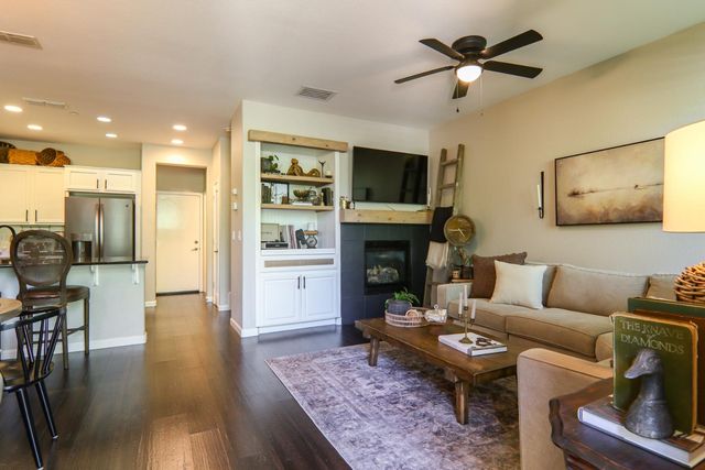 304 Dante Cir, Roseville, CA 95678