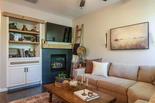 304 Dante Cir, Roseville, CA 95678