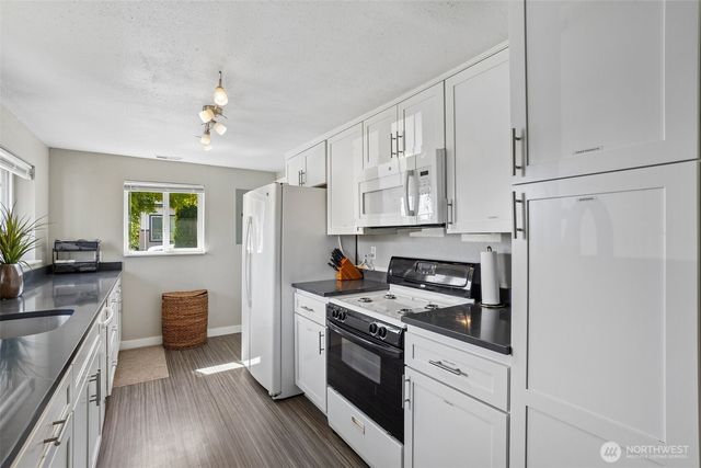 9810 NE 3rd Street, Vancouver, WA 98664