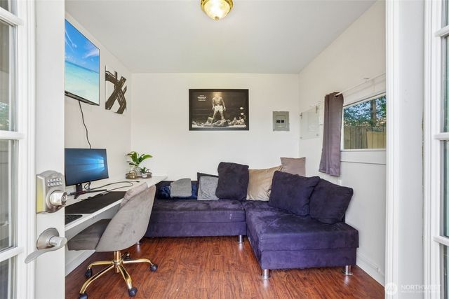 9810 NE 3rd Street, Vancouver, WA 98664