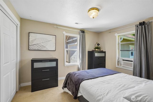 9810 NE 3rd Street, Vancouver, WA 98664
