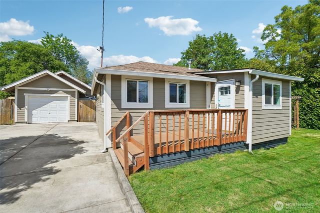 9810 NE 3rd Street, Vancouver, WA 98664